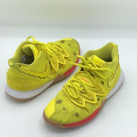 Nike Spongebob X Kyrie Sneakers 5 7Y - Picture 1 of 16